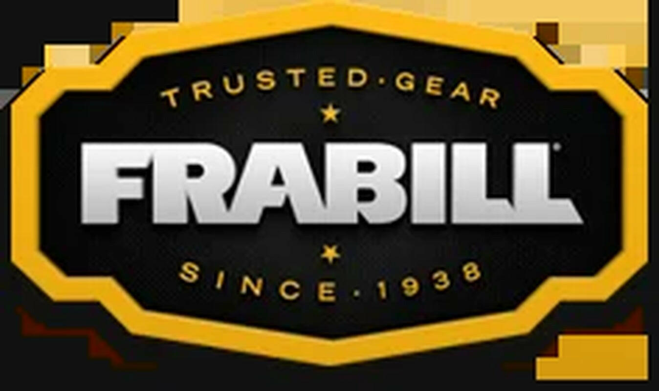 Catch the Big One with Our 9x8 Baitwell Fishing Net! 🐟✨ Durable Vinyl Netting & Sturdy Wooden Handle! #FishingGear #AnglerEssentials.