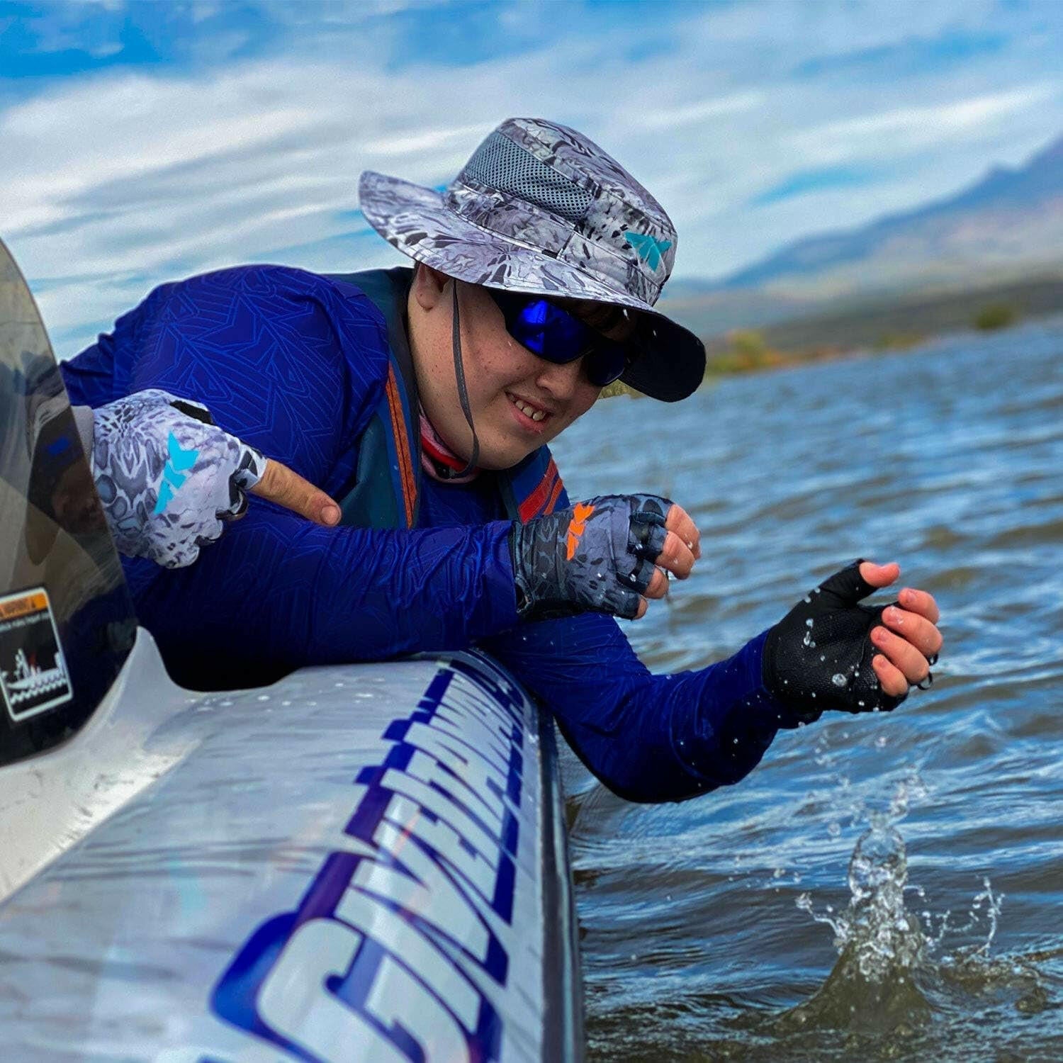 Gill Raker UPF50+ UV Protection Fishing Gloves for Men & Women - Ideal for Outdoor Activities like Kayaking, Sailing, Hiking & Biking