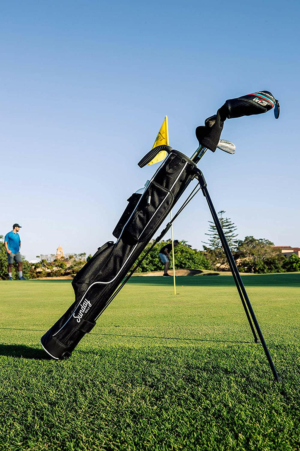 Lightweight Pitch N Putt Golf Bag with Strap and Stand – Durable and Easy to Carry for Driving Range, Par 3, and Executive Courses – 31.5 Inches Tall.