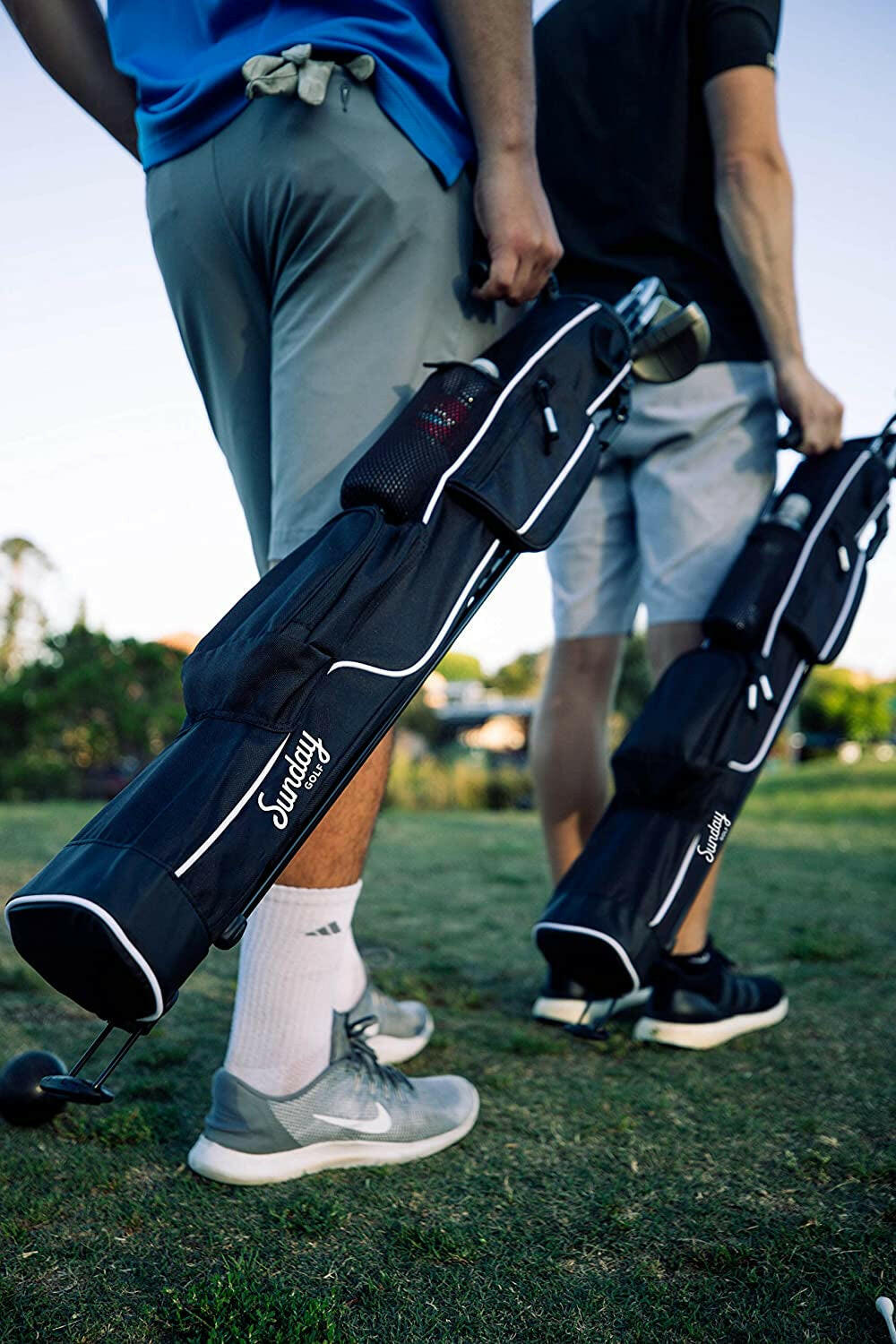 Lightweight Pitch N Putt Golf Bag with Strap and Stand – Durable and Easy to Carry for Driving Range, Par 3, and Executive Courses – 31.5 Inches Tall.